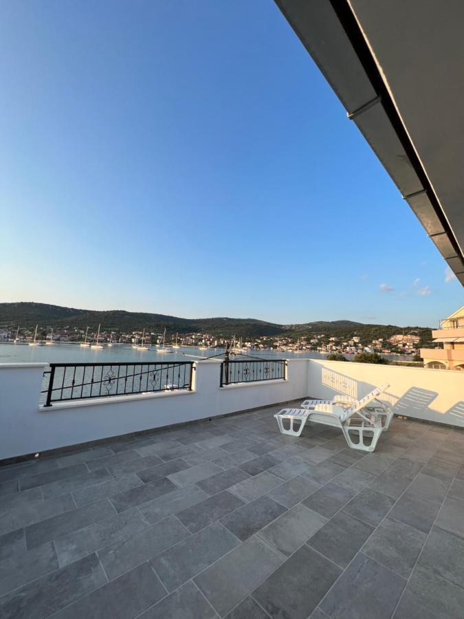 Apartmani Tamaris Vinišće Exterior foto
